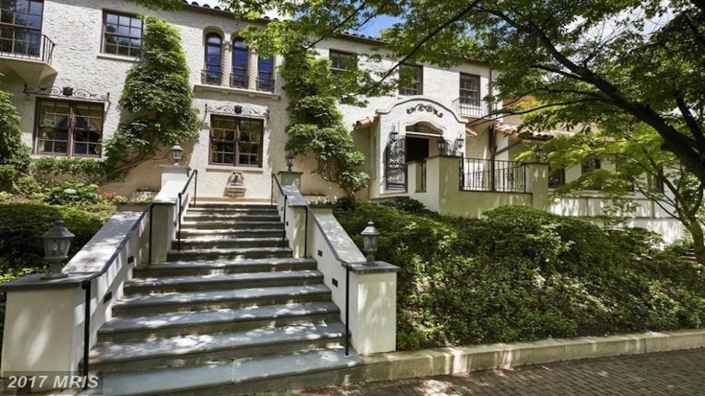Photo: house/residence of the weird 5 million earning Washington, DC-resident
