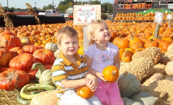 Hansen took this photo of his kids—Kirk, 3, and Sophia, 2—just south of Fredericksburg, Virginia. 