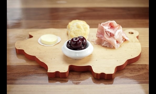 The PassionFood folks open a burger joint and upscale American dining room under one roof.
