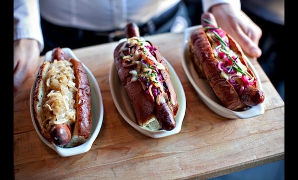 Outtakes: Washington's Best Hot Dogs