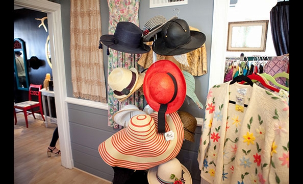 Pretty People Vintage (Boutique Preview)