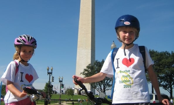 This family celebrated fall with a bike ride around the monuments.