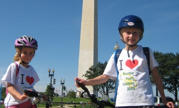 This family celebrated fall with a bike ride around the monuments. 