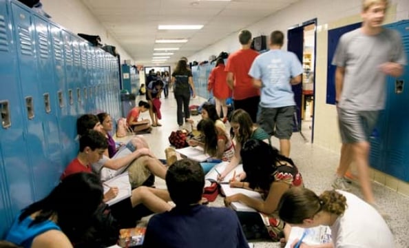 At lunch, kids eat wherever they want—one way Jefferson breaks with high-school conventions to give students a sense of ownership.