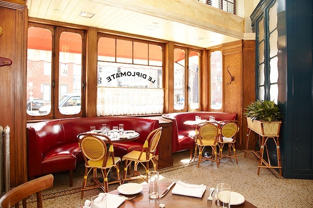 Parisian power booths: four semicircular seating areas just off the main entrance. Photograph by Jeff Elkins. le diplomate
