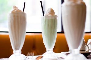 Food News Review: Sushi Bar Bans Kids, Voltaggio’s Book Deal, Chef Changes Galore