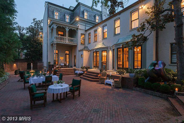 9) 3053 P St., NW