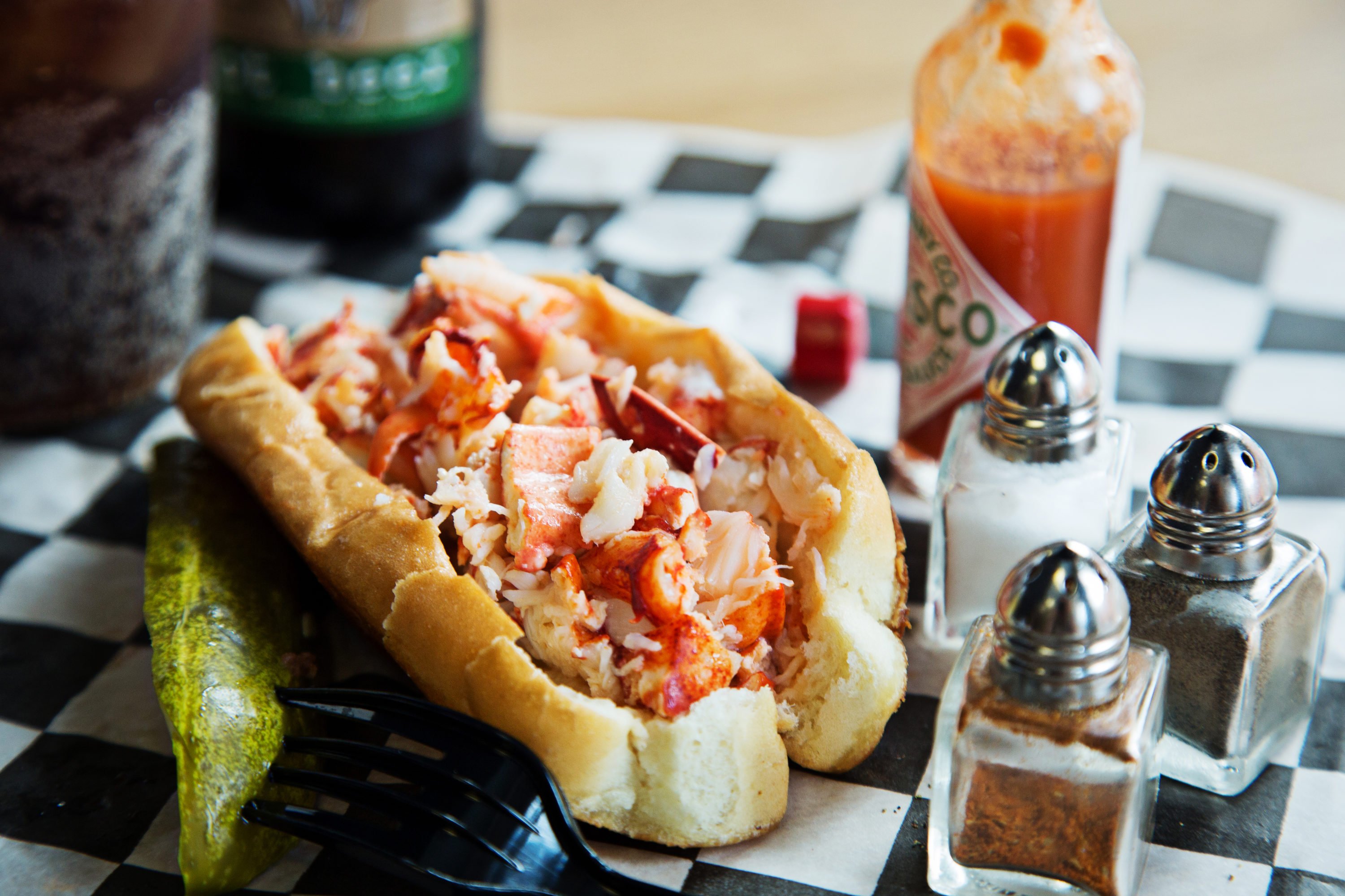 Recipe ConnecticutStyle Lobster Roll from Mason’s Famous Lobster
