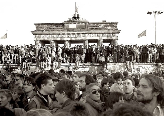 25 Years Ago: The Fall of the Berlin Wall - Washingtonian