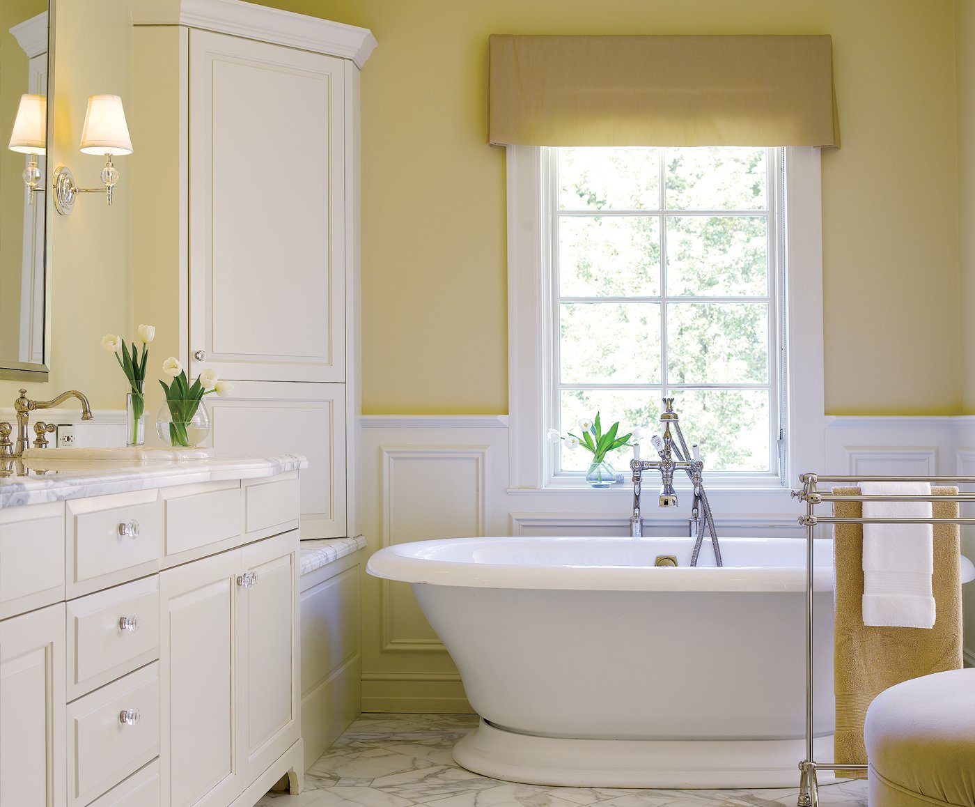 https://www.washingtonian.com/wp-content/uploads/2015/03/2015.03.11.bathroom-1400.jpg