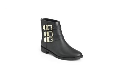can leather shoes be worn in the rain