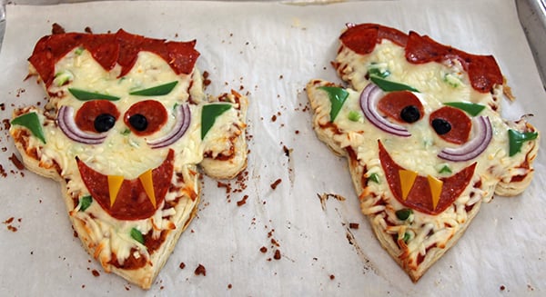 Easy Halloween Pizza, Recipe