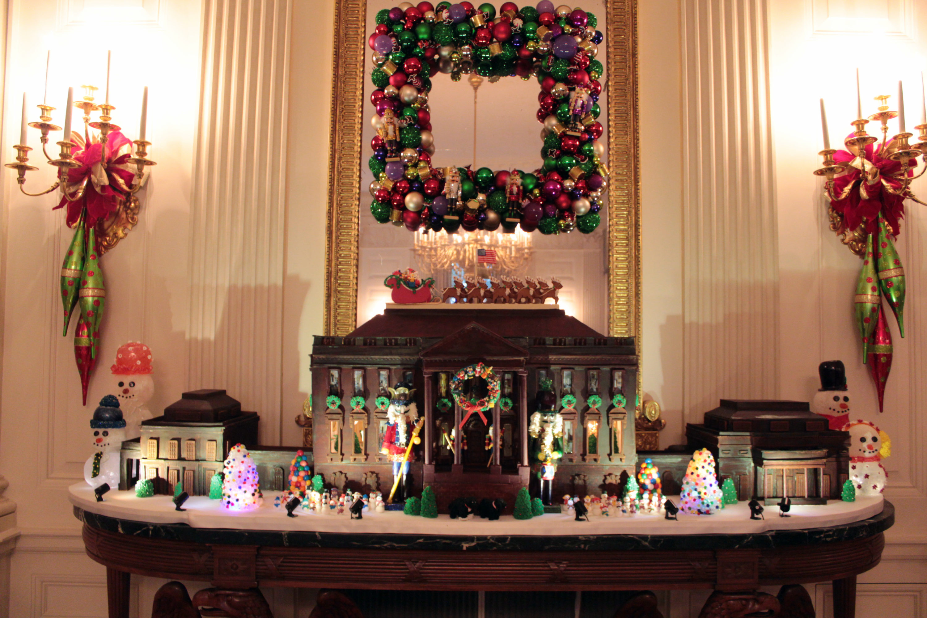 The gingerbread White House–now with an East and West Wing