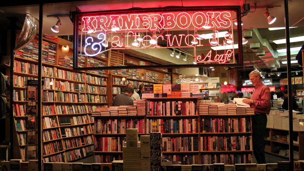 Kramerbooks stayed open during the snowstorm.