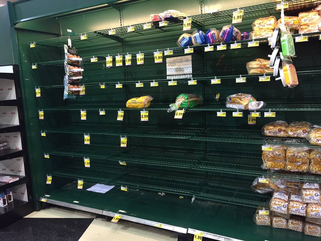 The bread shelves at an Arlington Harris Teeter. Photograph courtesy of Gabriela Ruggiero. 