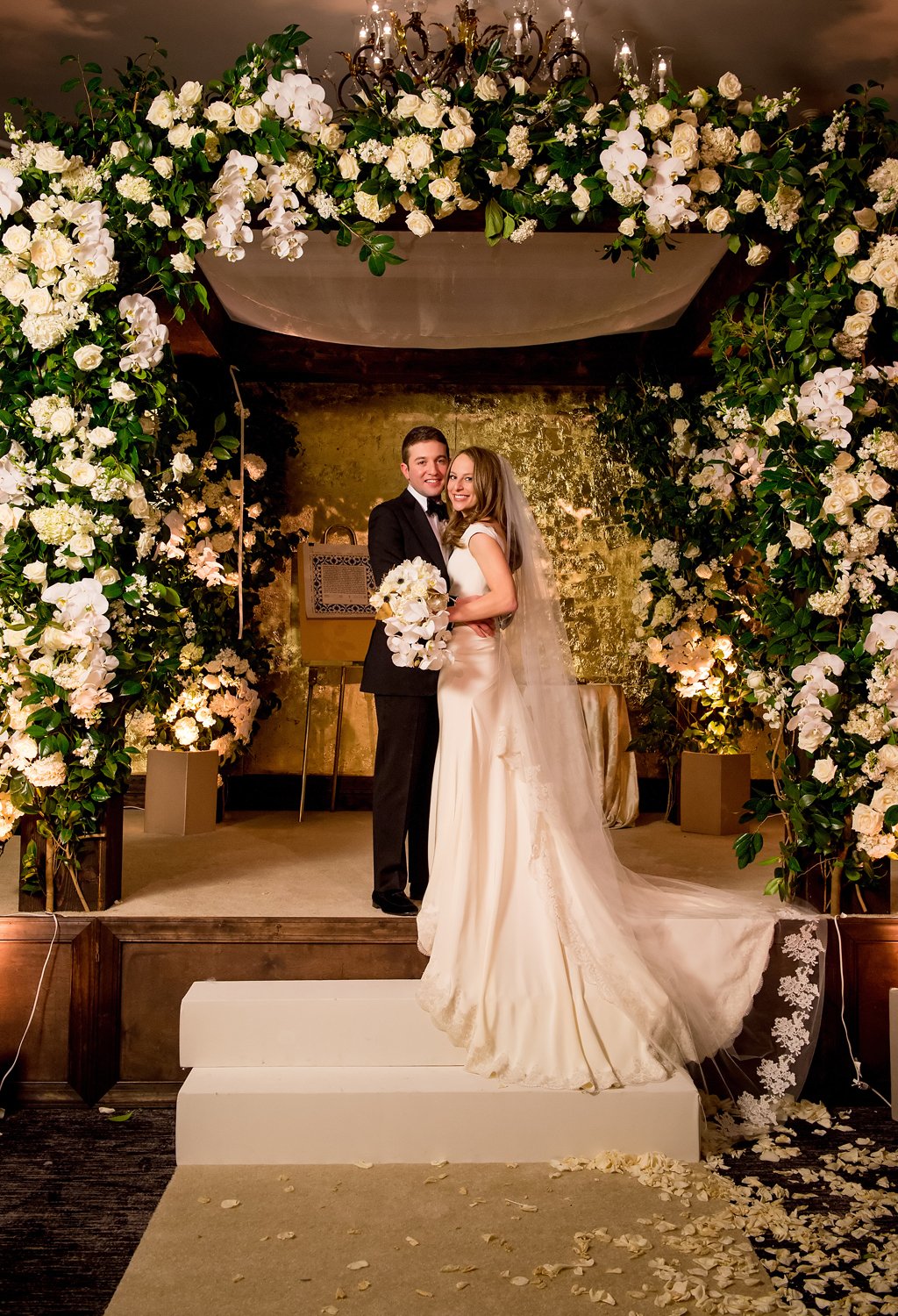 2-19-16-giant-floral-chuppah-ritz-carlton-classic-wedding-7