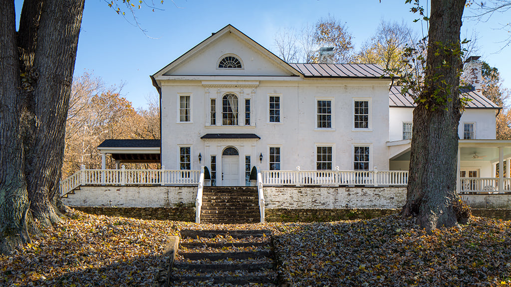 Bluemont home, country retreat. All photographs by Dan Chung.