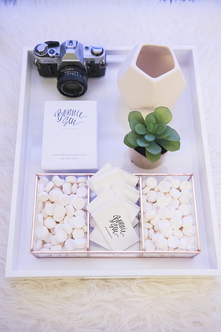 Bonnie Sen Photography set up this elegant and simple display at her booth. 