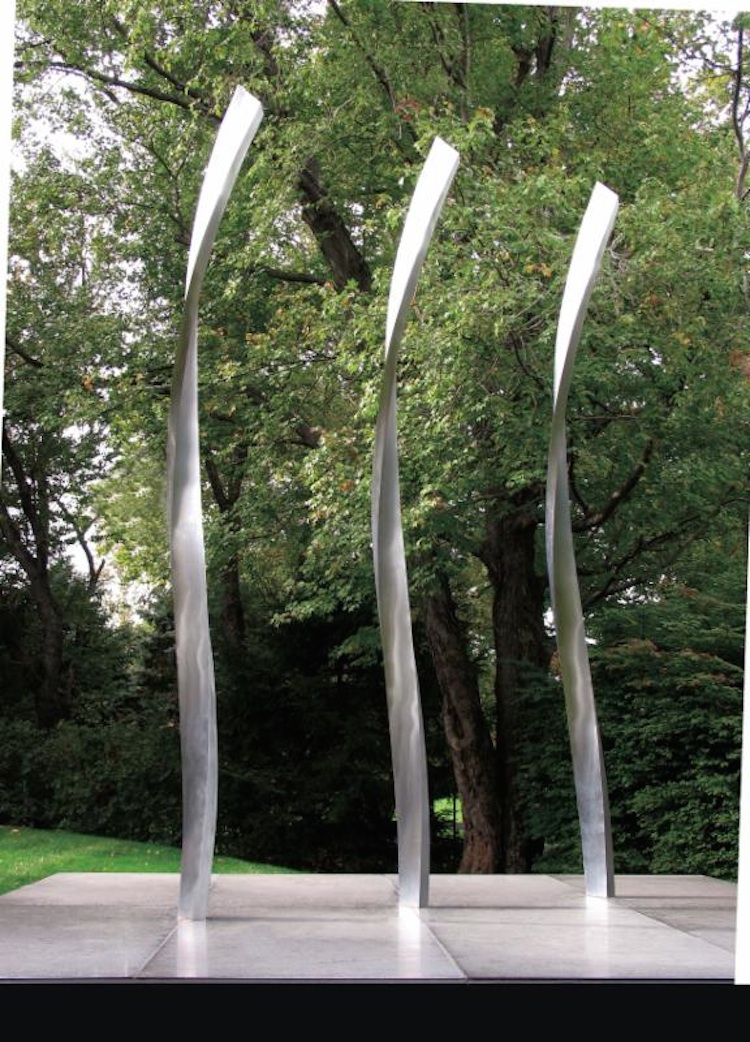 mgm 3 - Washingtonian John Safer's trio of steel sculptures that will greet guests upon arrival. Photo courtesy of MGM Resorts International.
