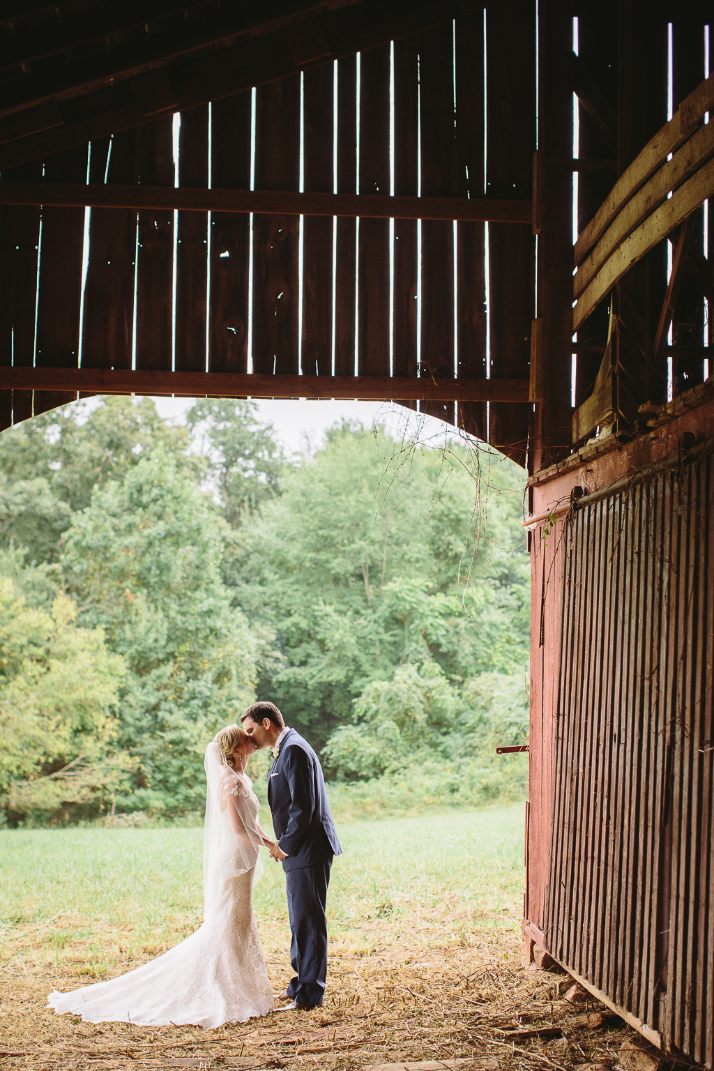 4-25-16-rustic-chic-pink-wedding-culpeper-virginia-11