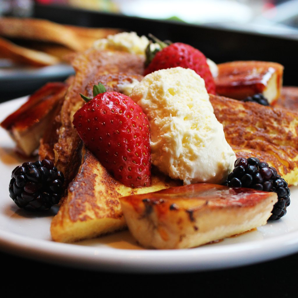 French Toast - Washingtonian Pennsylvania 6 offers a new bottomless Champagne and bloody bar to go along with the American fare. Photograph courtesy of Pennsylvania 6