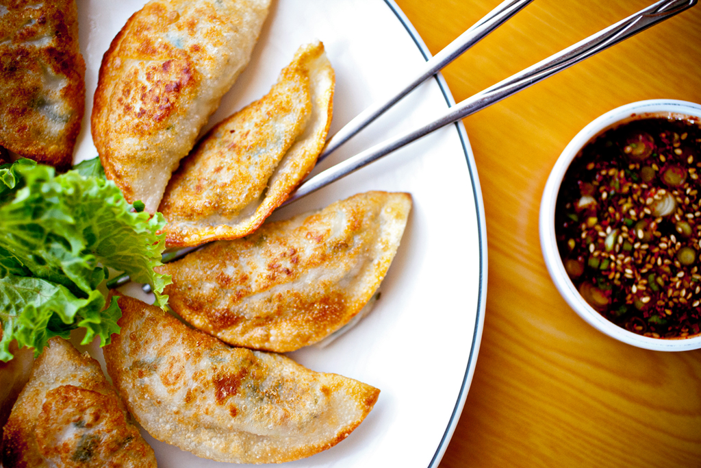 gom-ba-woo-dumplings - Washingtonian Cheap Restaurants Large Groups.
