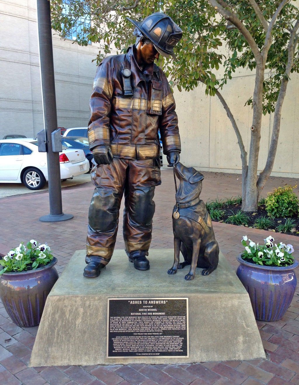 interesting-dc-memorials_fire-dog-memorial - Washingtonian DC Memorials. National Fire Dog Monument.