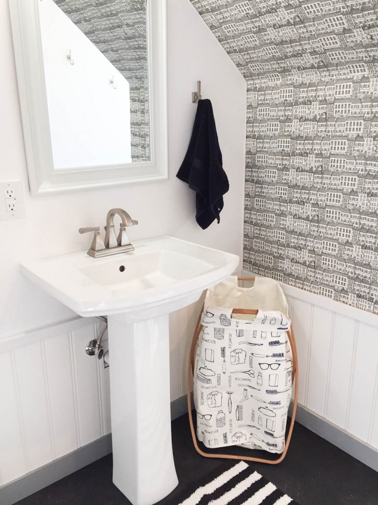 26 Accessories That Will Beautify Your Blah Bathroom