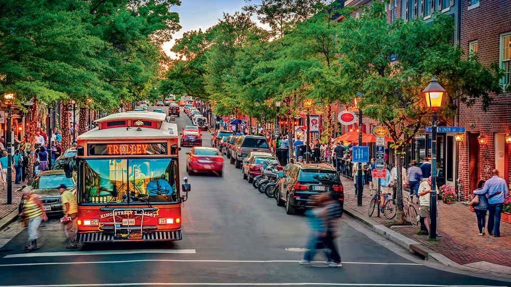 Old Town Alexandria: On a nice night, King Street comes alive with shoppers and diners. Photograph by R. Kennedy/Visit Alexandria.