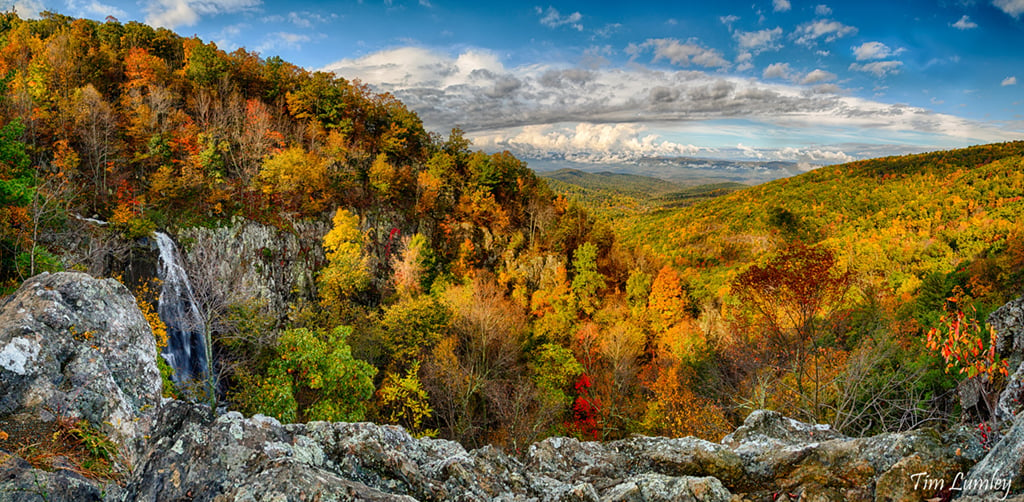 The Mathews Arm campground has access to great hiking trails that lead to stunning views of Shenandoah National Park. Photograph by Flickr user Tim Lumley.