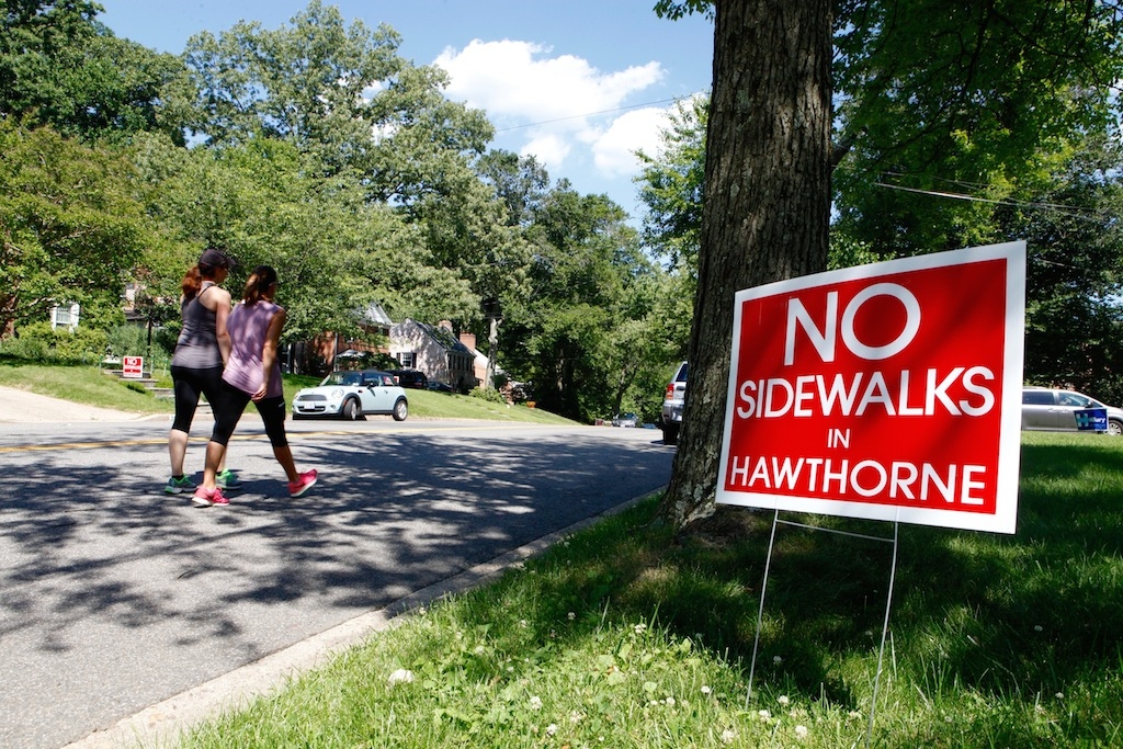 hawthorne-nosidewalks-2