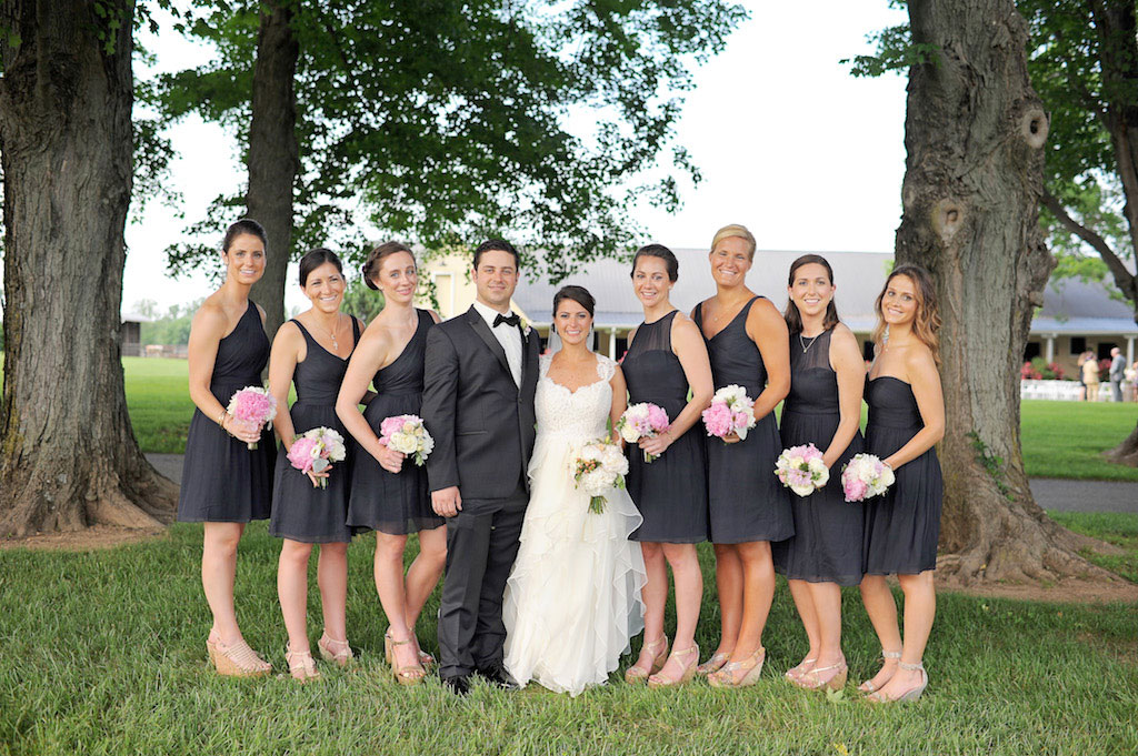 7-15-16-maryland-rustic-farm-wedding-navy-blue-green-10