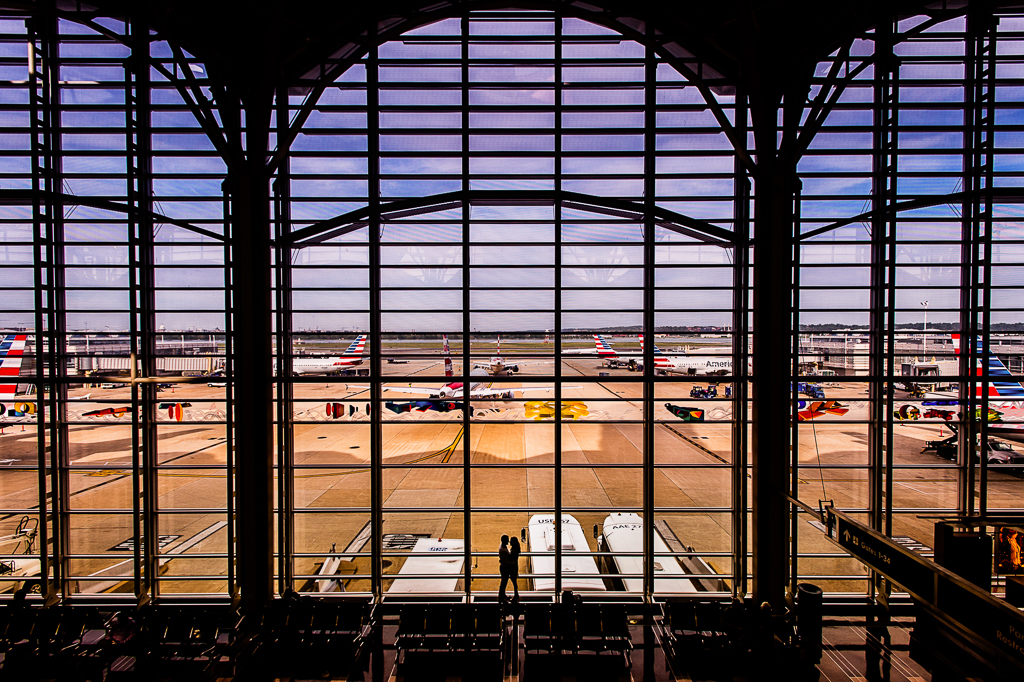 7-28-16-reagan-national-airport-engagement-photos-3