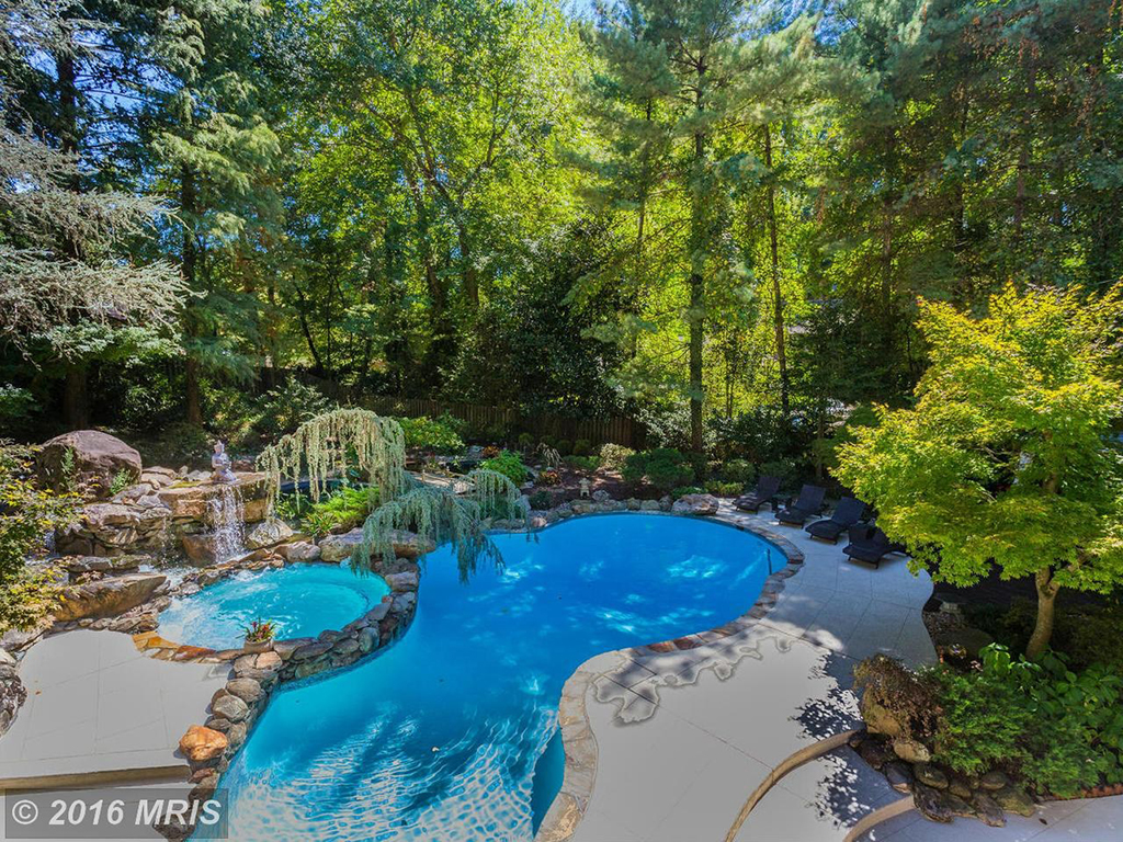 1327-WINDY-HILL - Washingtonian epic pools dc outdoor summer epic pool
