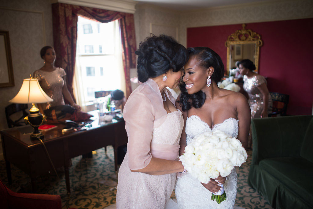 8-18-16-national-museum-women-arts-washington-dc-glam-wedding-2