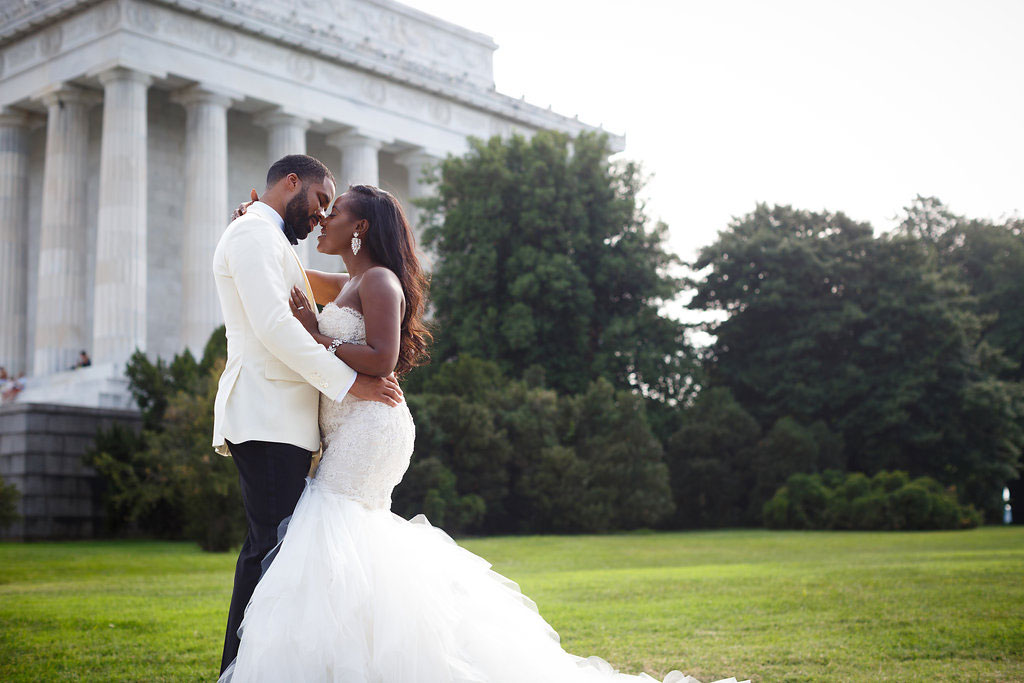 8-18-16-national-museum-women-arts-washington-dc-glam-wedding-4