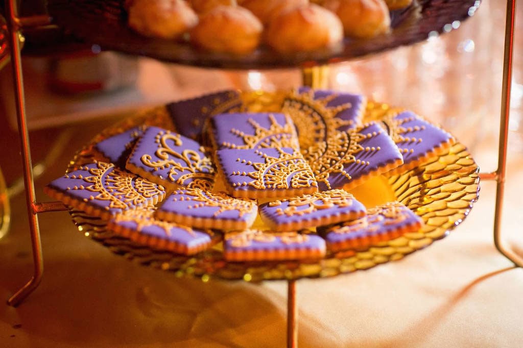 8-24-16-purple-gold-mellon-auditorium-washington-dc-wedding-20