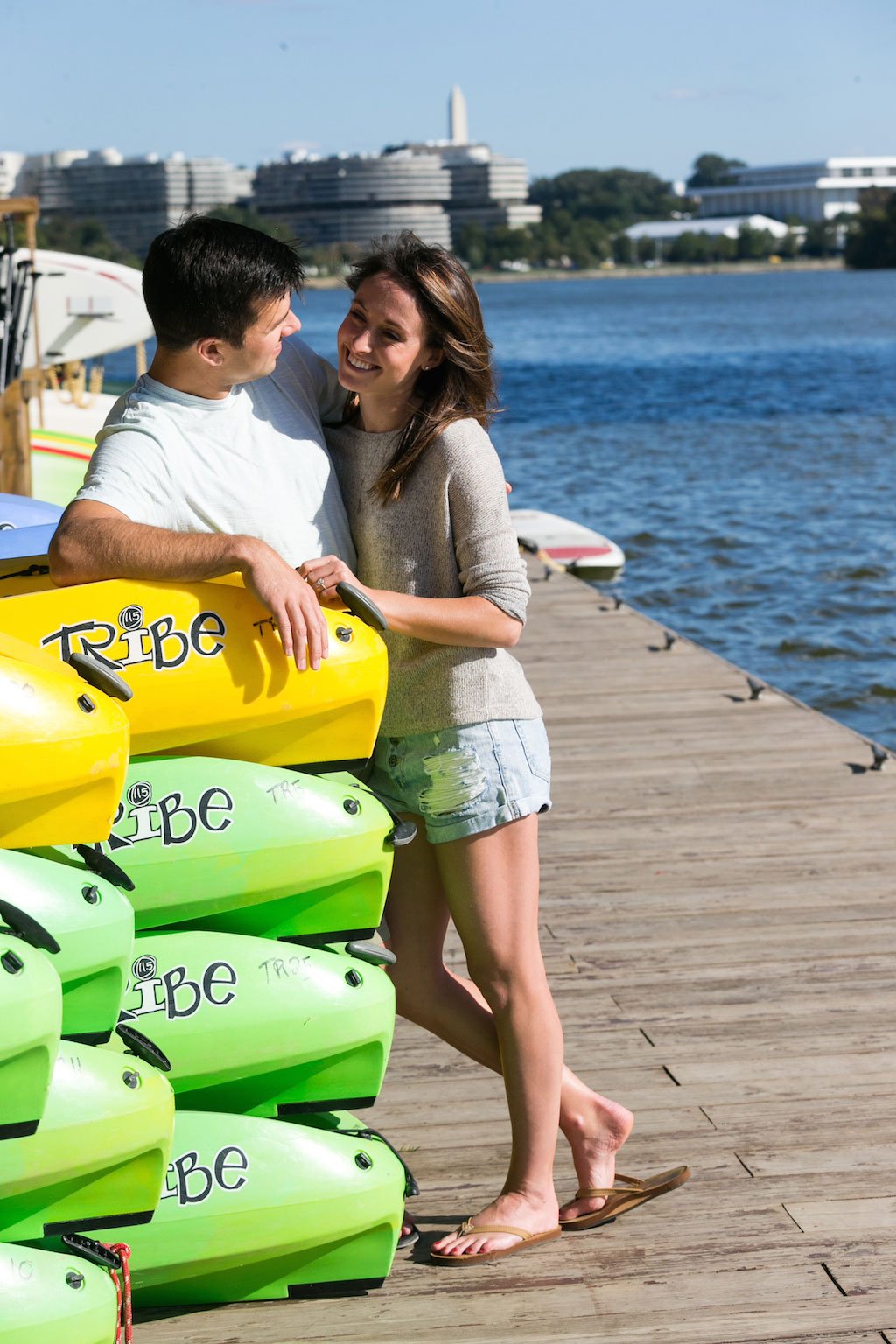 8-5-16-georgetown-waterfront-engagement-session-paddleboarding-2
