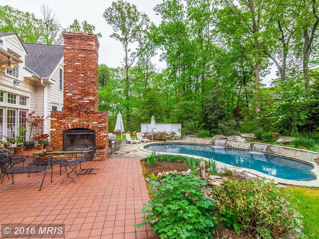 9300-old-mt-vernon - Washingtonian epic pools dc outdoor summer epic pool