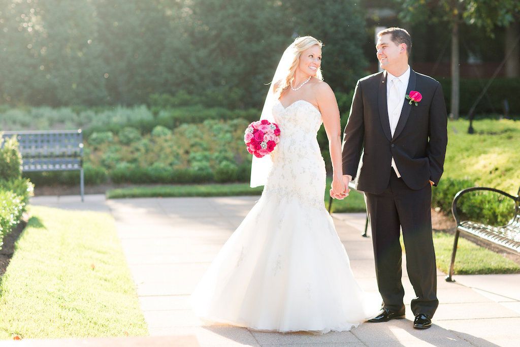 9-8-16-hot-pink-navy-blue-ritz-carlton-virginia-wedding-6