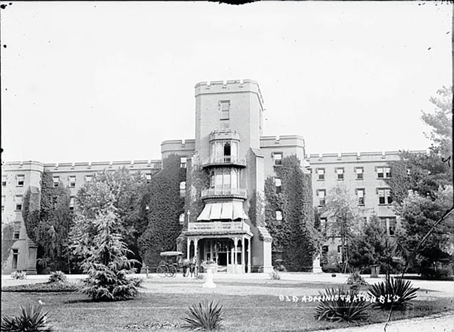 Administration BLDG (Center Hall), about 1900.Caption reads: Administration Building Center Hall in St. Elizabeths Hospital, 1820 – 1987. Courtesy National Archives Catalogue.