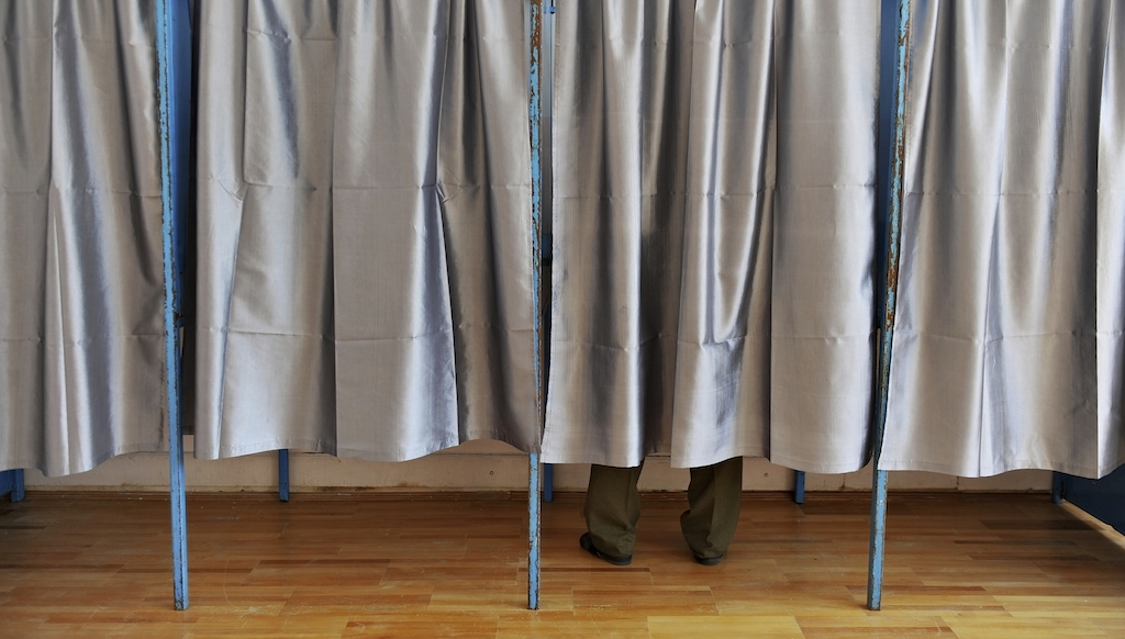 Journalists voting