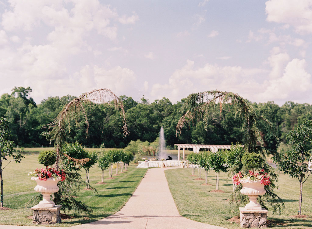 10-10-16-pink-colorful-vineyard-wedding-4