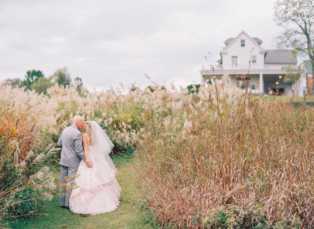 10-27-16-french-vintage-bistro-lavender-river-farm-virginia-wedding-17