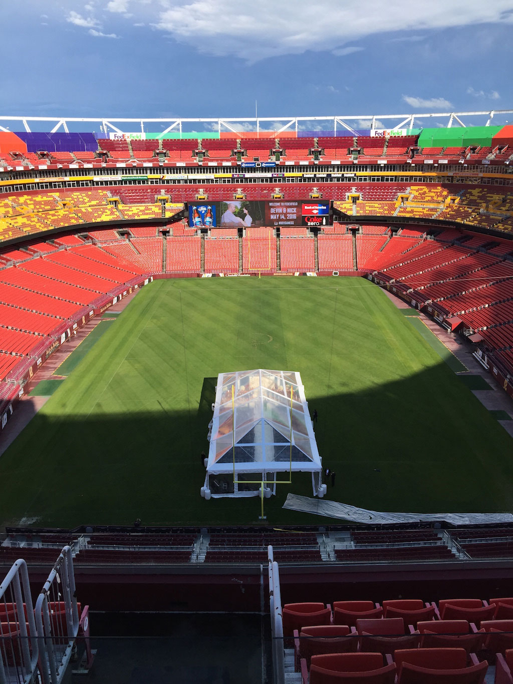 10-28-16-redskins-washington-nfl-football-fedex-field-wedding-3