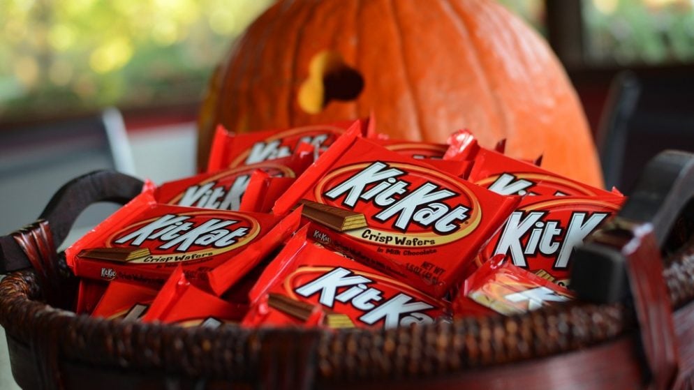 dcs top 10 halloween candies are basically all chocolate because sanity will prevail - Top Ten Halloween Candies dcs top 10 halloween candies are basically all chocolate because sanity will prevail - Top Ten Halloween Candies