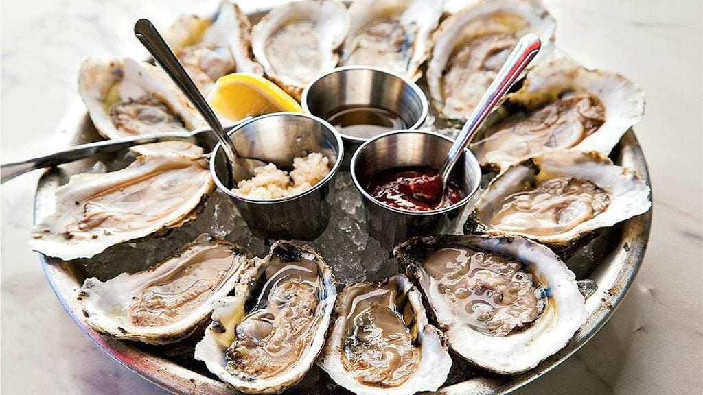 rappahannock-oysters - Washingtonian best oyster bars in DC, Rappahannock Oyster Bar, Union Market