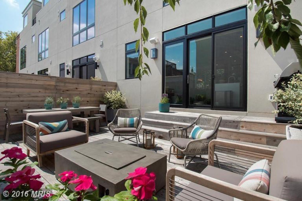 ditto_townhouse_patio - Washingtonian ditto_townhouse_patio