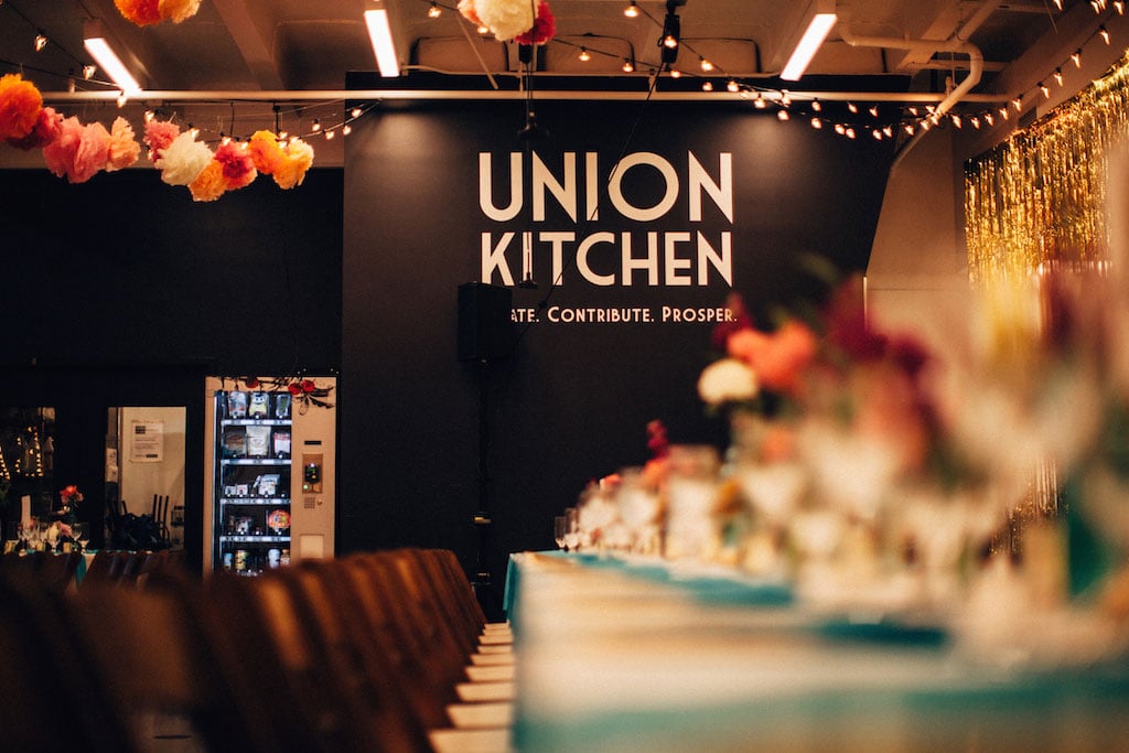 11-3-16-union-kitchen-cool-flower-wall-wedding-17