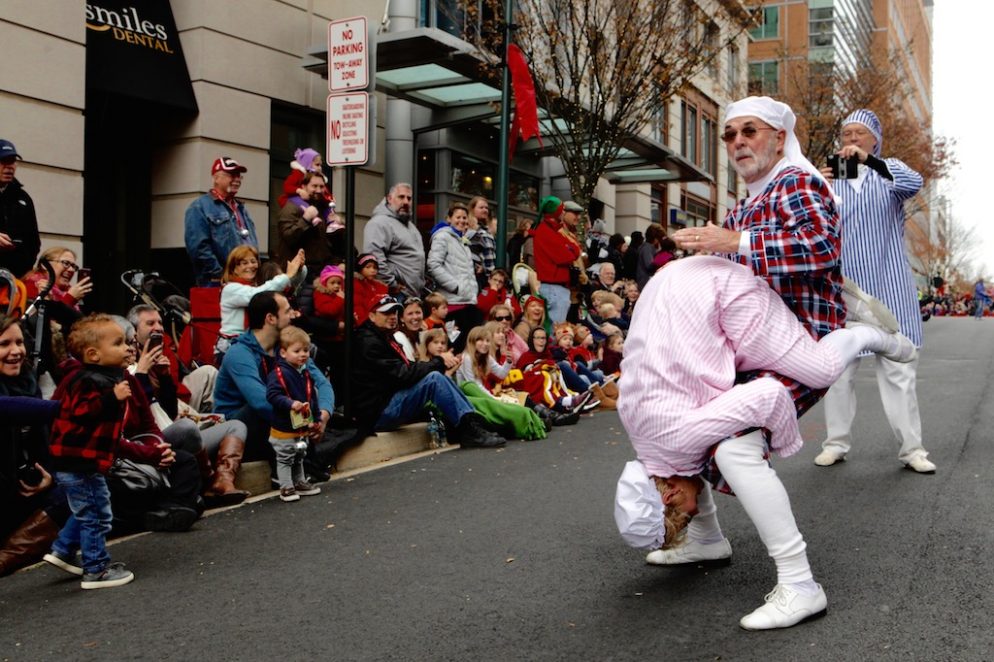 Photos Reston's Holiday Parade Will Make Your Season Bright
